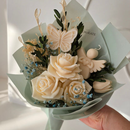 Kommunion Geschenk Blumenstrauß aus Sojawachs Melts